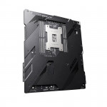 GIGABYTE™ GA-TRX40 AORUS MASTER - AMD TRX40 chipset